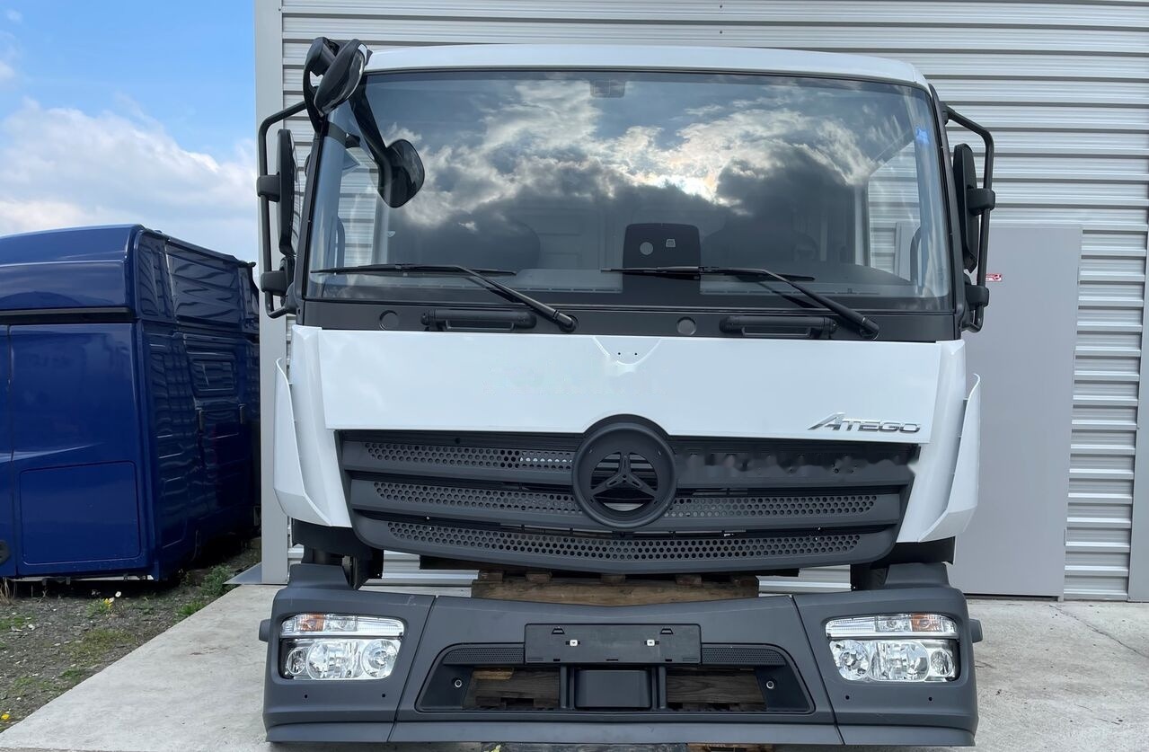 FRONT BUMPER COMPLETE EXTRA COST 700EU Mercedes-Benz ATEGO Euro 6 Mercedes-Benz 1523 L, 1524 L, 1527 L, 1530 - Кабина за Камион: слика 1 FRONT BUMPER COMPLETE EXTRA COST 700EU Mercedes-Benz ATEGO Euro 6 Mercedes-Benz 1523 L, 1524 L, 1527 L, 1530 - Кабина за Камион: слика 1