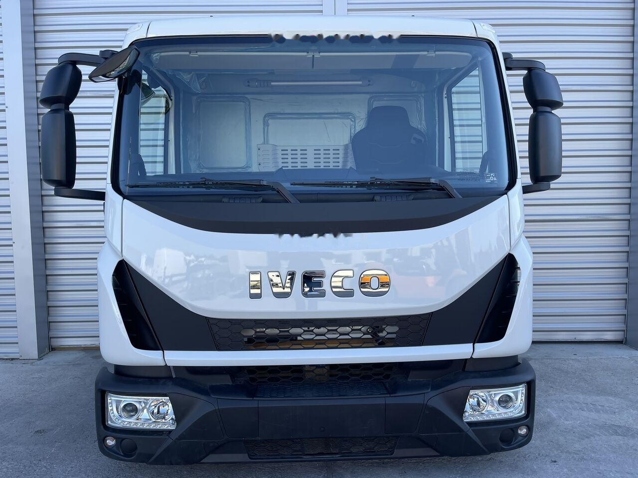 IVECO Eurocargo for IVECO Eurocargo DAY cabine - Кабина за Автомобил: слика 4 IVECO Eurocargo for IVECO Eurocargo DAY cabine - Кабина за Автомобил: слика 4