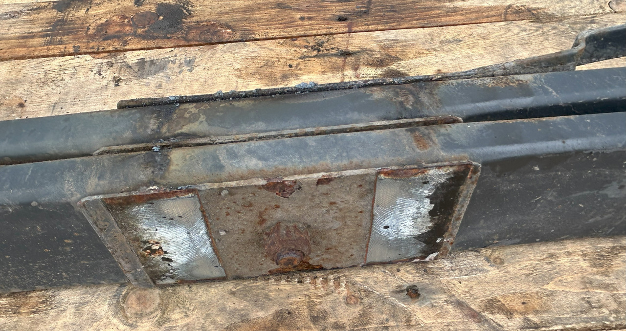 MERCEDES 2-LEAF SPRING MERCEDES ACTROS - Челична суспензија: слика 4 MERCEDES 2-LEAF SPRING MERCEDES ACTROS - Челична суспензија: слика 4