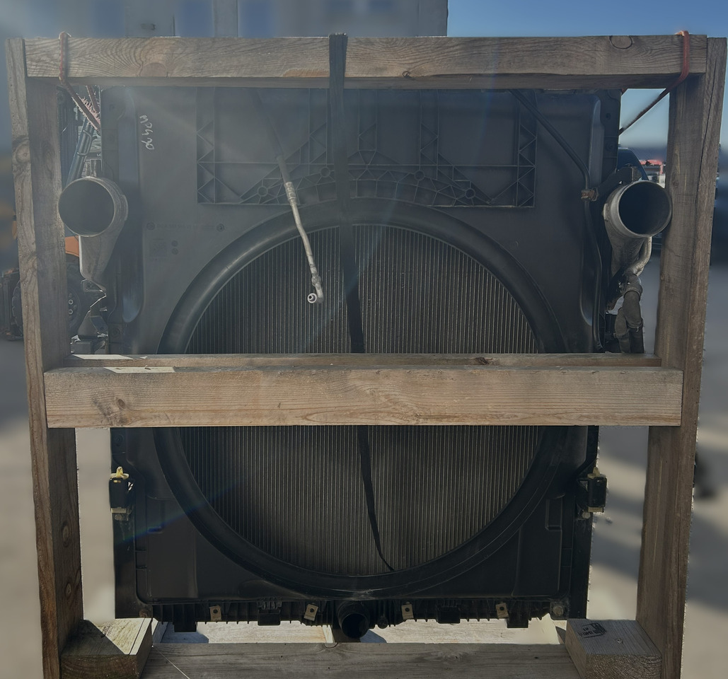 Mercedes ACTROS MP4 COOLERS SET - Радијатор: слика 3 Mercedes ACTROS MP4 COOLERS SET - Радијатор: слика 3
