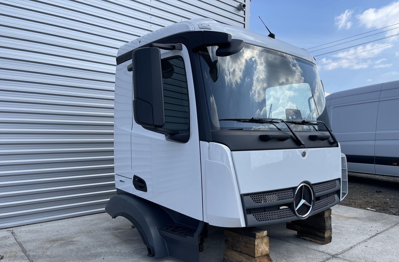 Mercedes-Benz ACTROS MP4 A9607202203 Mercedes-Benz ACTROS MP4 CLASSIC truck - Врата и делови за Камион: слика 3 Mercedes-Benz ACTROS MP4 A9607202203 Mercedes-Benz ACTROS MP4 CLASSIC truck - Врата и делови за Камион: слика 3
