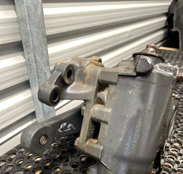 Mercedes-Benz ACTROS MP4 truck - Волан за управување за Камион: слика 2 Mercedes-Benz ACTROS MP4 truck - Волан за управување за Камион: слика 2