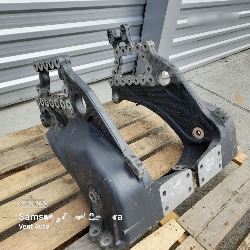 Mocowanie resora/ wspornik LEFT Mercedes-Benz ACTROS MP4 A9603223901 Mercedes-Benz A9603223901 - Суспензија на кабината за Камион: слика 5 Mocowanie resora/ wspornik LEFT Mercedes-Benz ACTROS MP4 A9603223901 Mercedes-Benz A9603223901 - Суспензија на кабината за Камион: слика 5