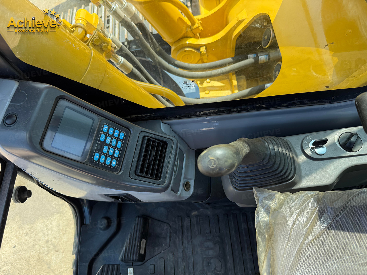 Багер гасеничар KOMATSU Remanufactured Komatsu PC360-7 excavator 1.6 m³  180/1900 kw/rpm  33000 kg  7380 mm  227 kN  Komatsu SAA6D114E  605 L【ACHIEVE】 TOP CONDITION!!!: слика 47