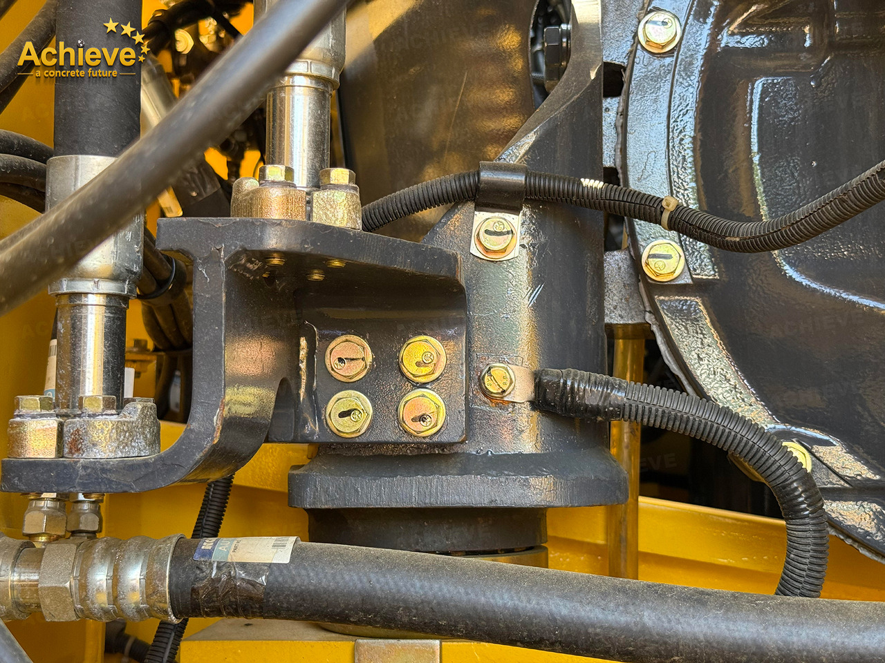 Багер гасеничар KOMATSU Remanufactured Komatsu PC360-7 excavator 1.6 m³  180/1900 kw/rpm  33000 kg  7380 mm  227 kN  Komatsu SAA6D114E  605 L【ACHIEVE】 TOP CONDITION!!!: слика 29