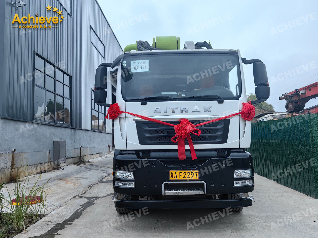 Zoomlion Zoomlion 70M 70X-6RZ Concrete pump truck ACTROS 4141 【ACHIEVE】TOP CONDITION!!! - Камион со бетонска пумпа: слика 3 Zoomlion Zoomlion 70M 70X-6RZ Concrete pump truck ACTROS 4141 【ACHIEVE】TOP CONDITION!!! - Камион со бетонска пумпа: слика 3