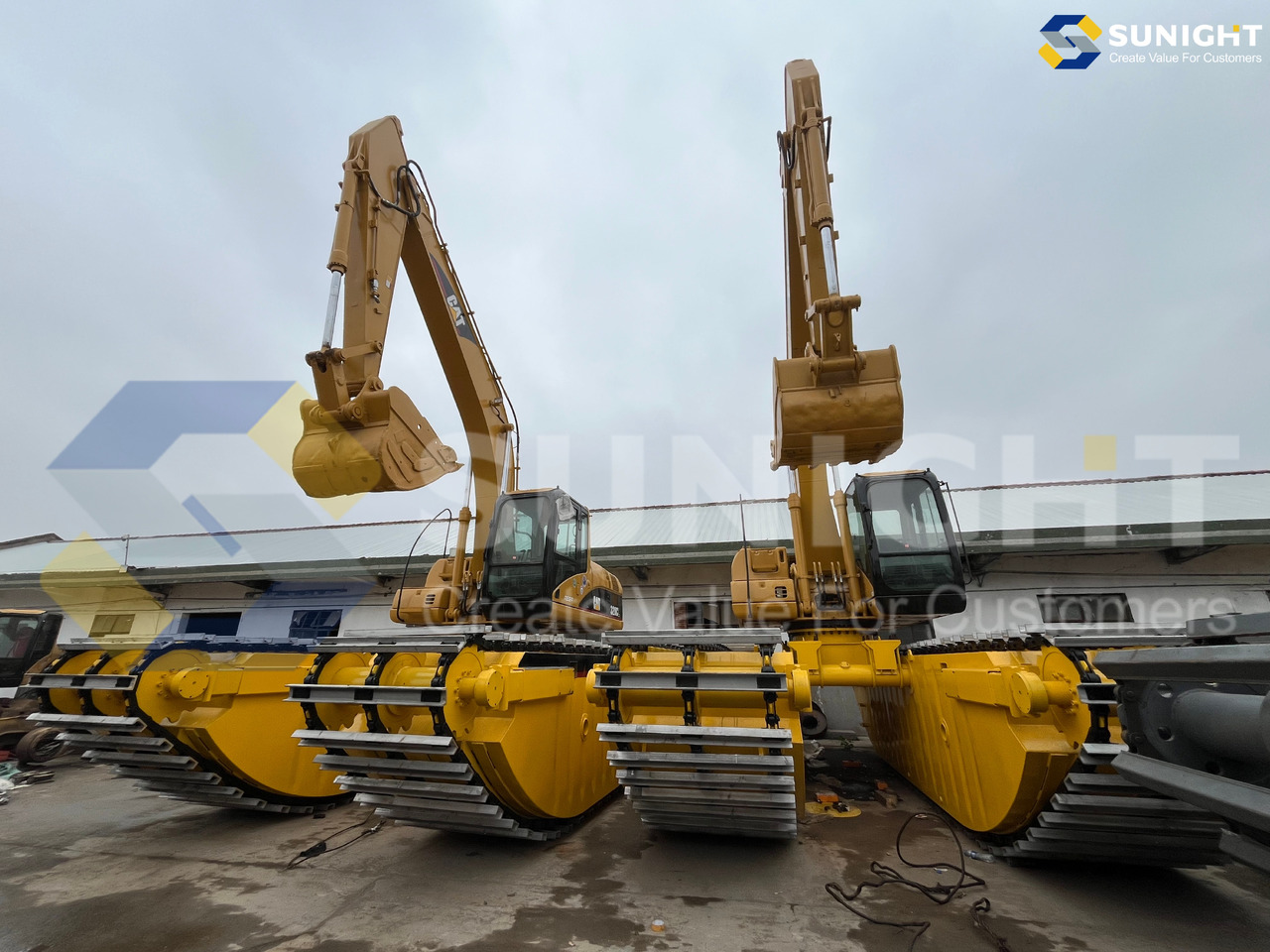 CAT Swamp Buggy Excavator 320CL, Amphibious Excavator Original Caterpillar - Амфибиски багер: слика 2 CAT Swamp Buggy Excavator 320CL, Amphibious Excavator Original Caterpillar - Амфибиски багер: слика 2