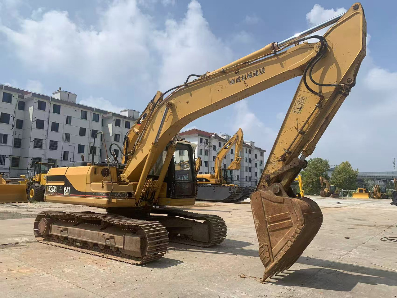 CATERPILLAR 320BL, 320CL Original Condition Used Excavator - Багер гасеничар: слика 1 CATERPILLAR 320BL, 320CL Original Condition Used Excavator - Багер гасеничар: слика 1