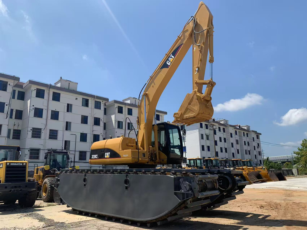 Caterpillar 320CL Swamp Buggy Secondhand Condition Floating Excavator - Багер гасеничар: слика 2 Caterpillar 320CL Swamp Buggy Secondhand Condition Floating Excavator - Багер гасеничар: слика 2