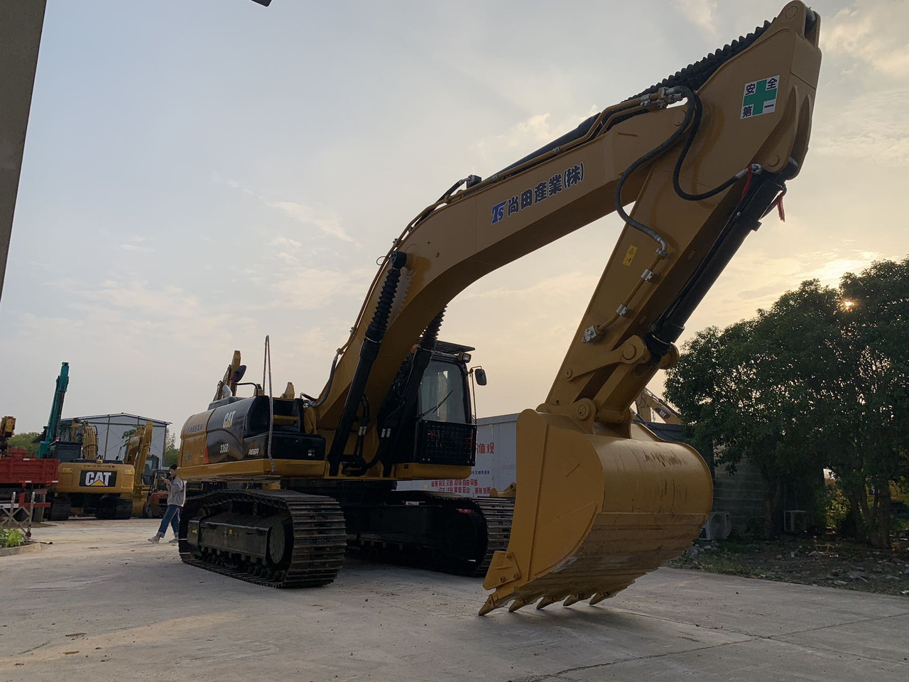 Caterpillar 36 ton Excavator CAT 336D, 336DL Mining Equipment - Багер гасеничар: слика 3 Caterpillar 36 ton Excavator CAT 336D, 336DL Mining Equipment - Багер гасеничар: слика 3