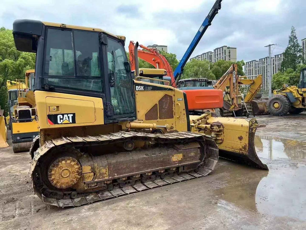 Caterpillar Bulldozer Used Condition CAT D5K LGP Original Color - Булдожер: слика 2 Caterpillar Bulldozer Used Condition CAT D5K LGP Original Color - Булдожер: слика 2