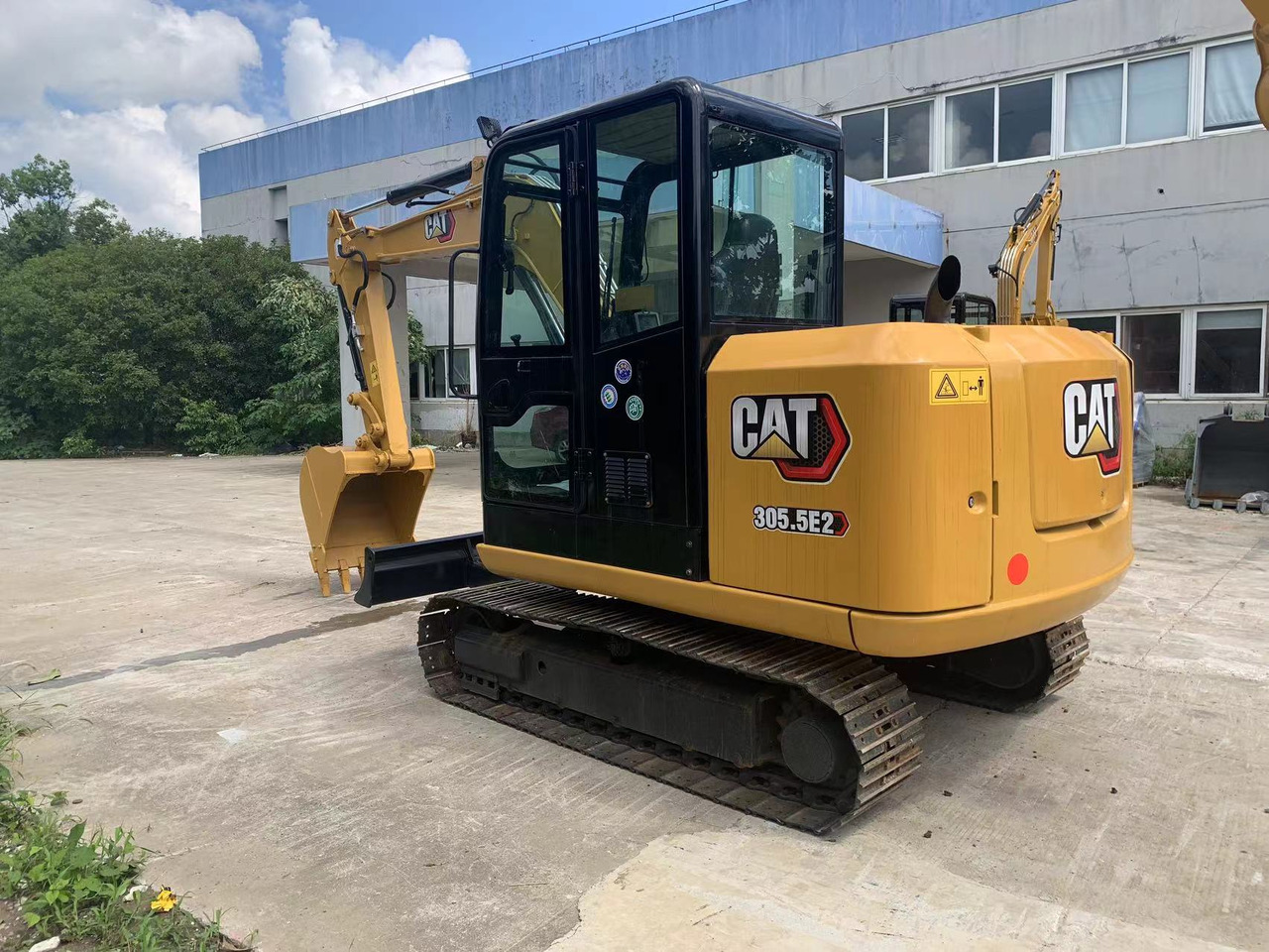 Caterpillar Secondhand Excavator CAT 305.5E2 - Багер гасеничар: слика 3 Caterpillar Secondhand Excavator CAT 305.5E2 - Багер гасеничар: слика 3