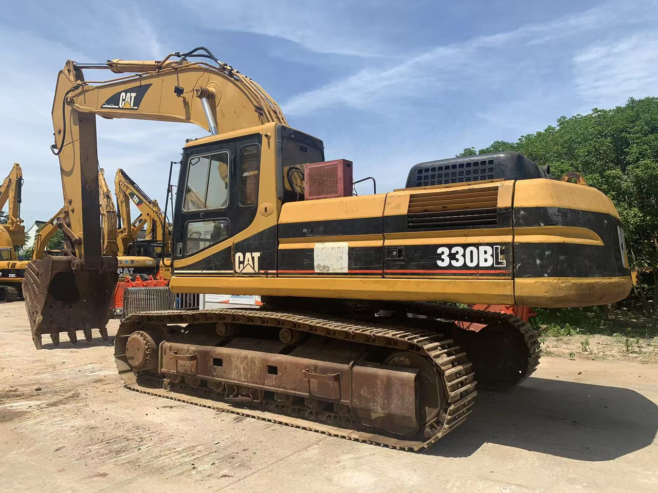 Caterpillar Secondhand Excavator CAT 330BL Original Excavator - Багер гасеничар: слика 2 Caterpillar Secondhand Excavator CAT 330BL Original Excavator - Багер гасеничар: слика 2