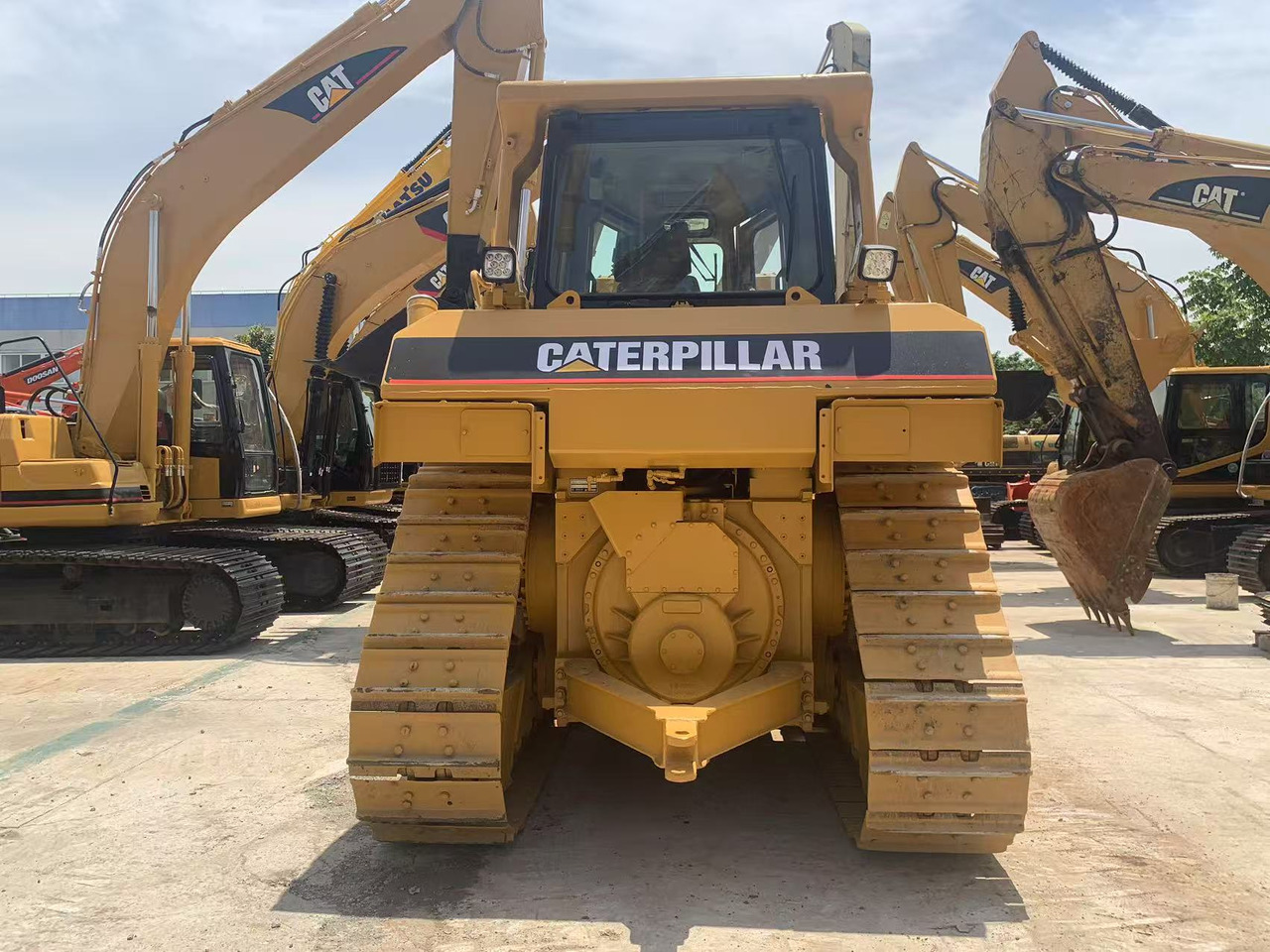 Caterpillar Tracked Tractor CAT D6R, D7R, D8R with Triangle Track - Булдожер: слика 5 Caterpillar Tracked Tractor CAT D6R, D7R, D8R with Triangle Track - Булдожер: слика 5