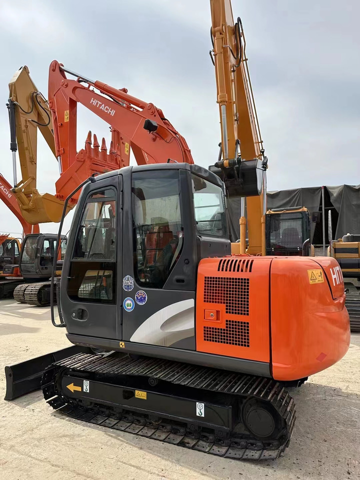 Hitachi ZX60 Mini Excavator Cheap Machine - Багер гасеничар: слика 4 Hitachi ZX60 Mini Excavator Cheap Machine - Багер гасеничар: слика 4
