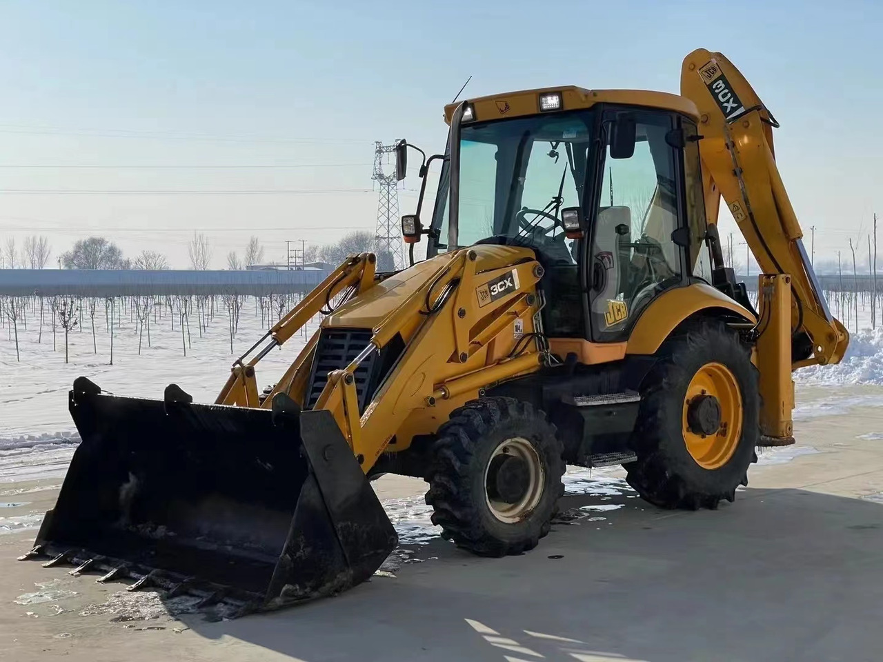 JCB 3CX Used Backhoe Loader with Hammer - Ровокопач: слика 1 JCB 3CX Used Backhoe Loader with Hammer - Ровокопач: слика 1