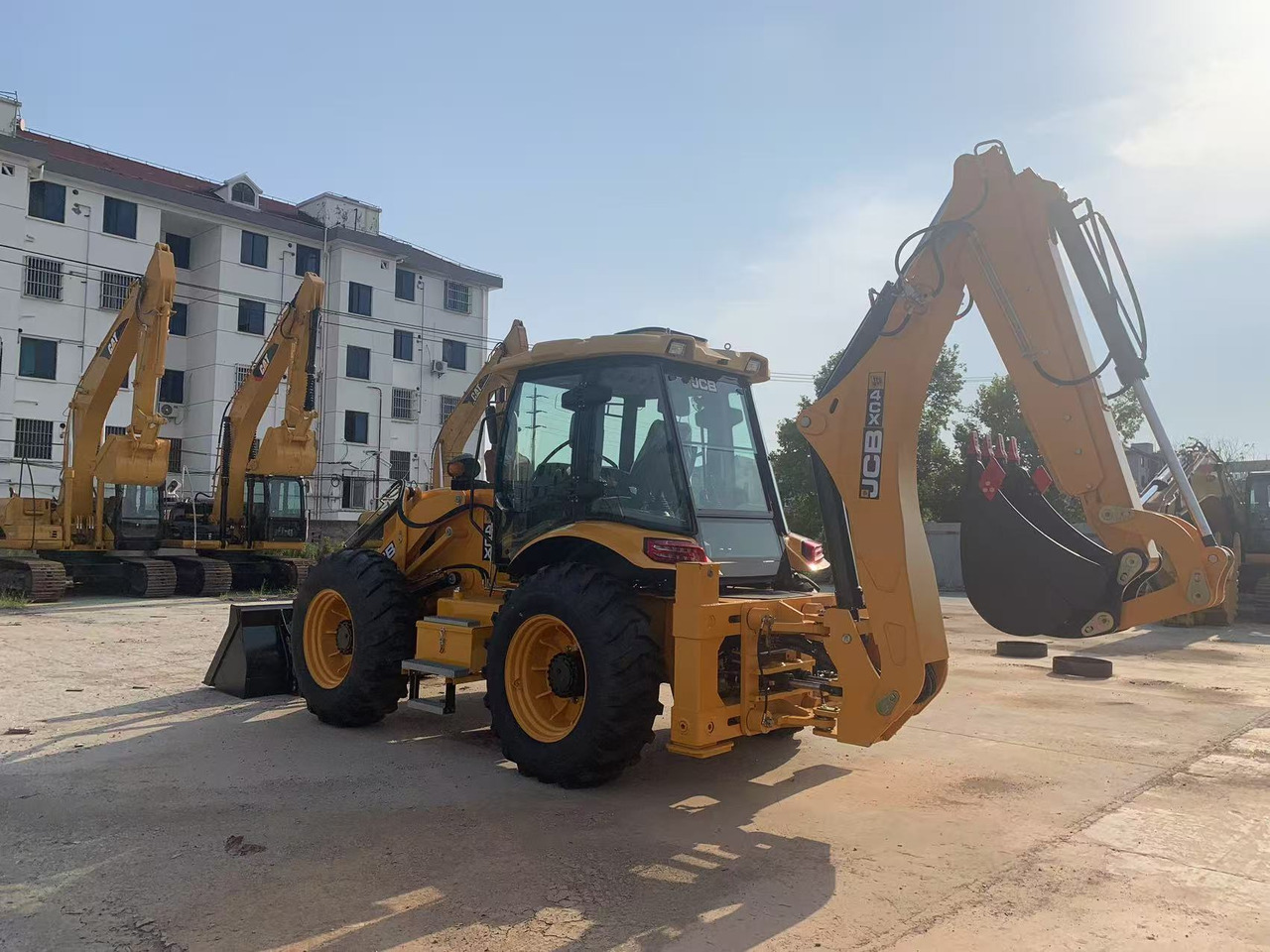 JCB 4x4 Backhoe Loader 4CX, 3CX Brand New Condition - Ровокопач: слика 3 JCB 4x4 Backhoe Loader 4CX, 3CX Brand New Condition - Ровокопач: слика 3