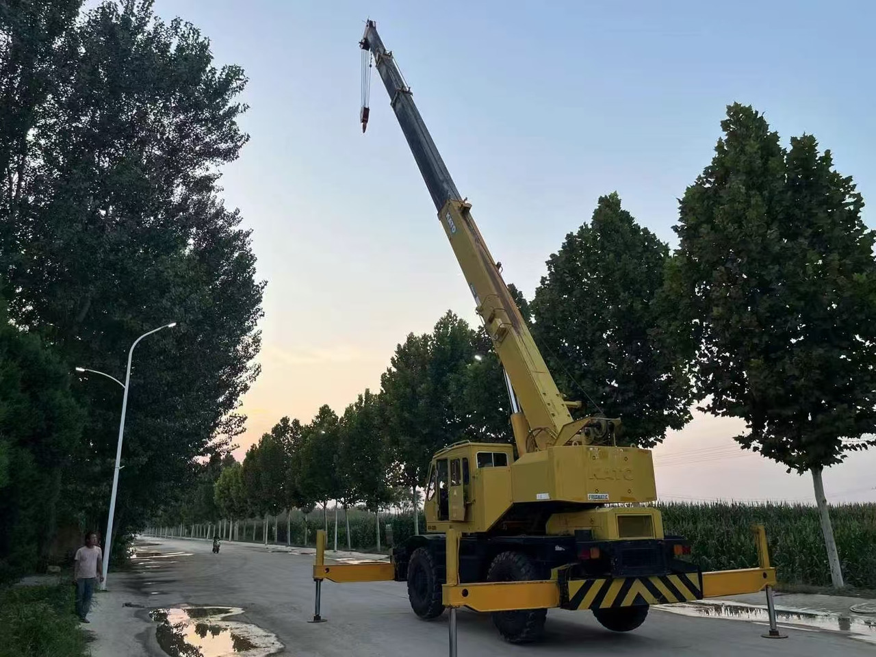 KATO KR250 Good Price 25 ton Rough Terrain Crane - Мобилен кран: слика 3 KATO KR250 Good Price 25 ton Rough Terrain Crane - Мобилен кран: слика 3