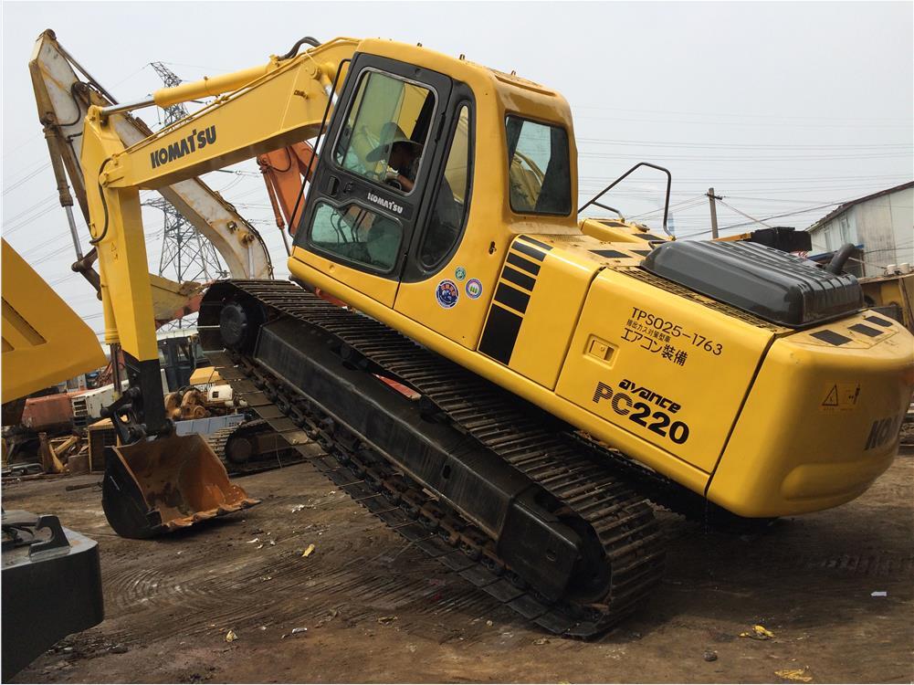 KOMATSU hydraulic excavator 22 ton excavator Komatsu PC220-6, PC220-7, PC220-8 - Багер гасеничар: слика 5 KOMATSU hydraulic excavator 22 ton excavator Komatsu PC220-6, PC220-7, PC220-8 - Багер гасеничар: слика 5