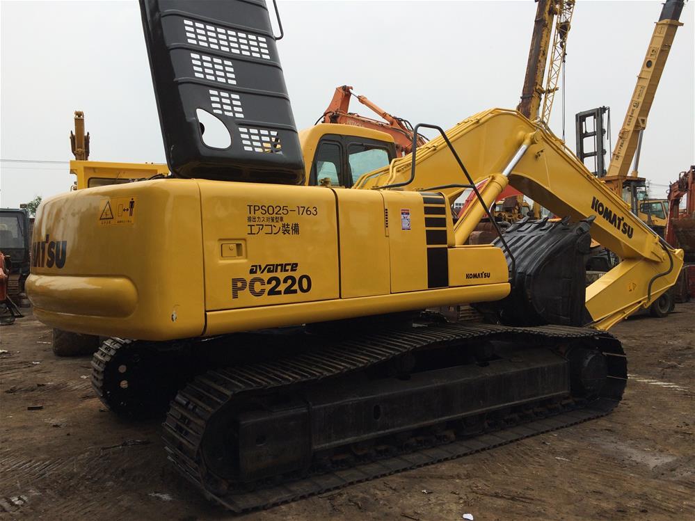 KOMATSU hydraulic excavator 22 ton excavator Komatsu PC220-6, PC220-7, PC220-8 - Багер гасеничар: слика 2 KOMATSU hydraulic excavator 22 ton excavator Komatsu PC220-6, PC220-7, PC220-8 - Багер гасеничар: слика 2
