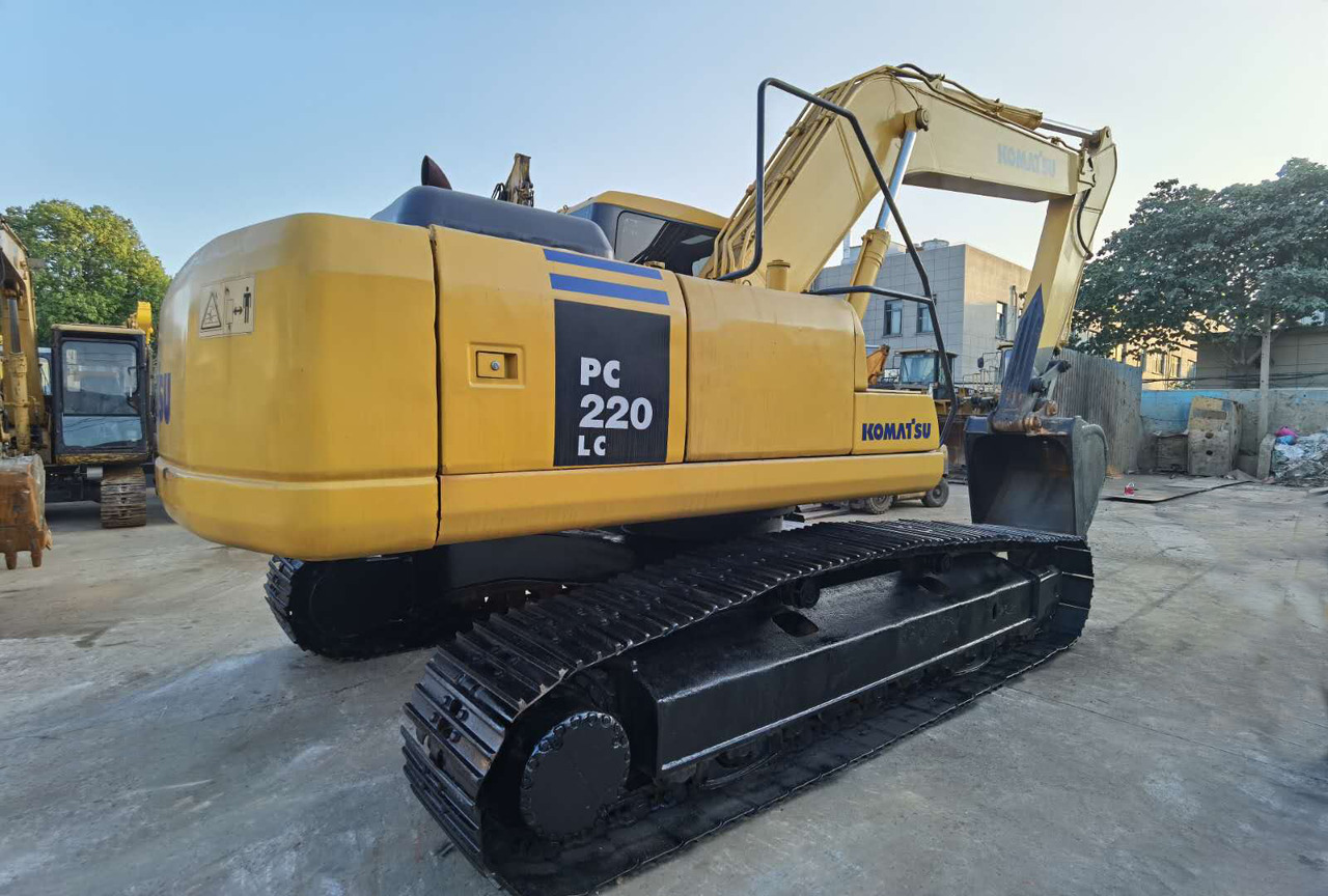Komatsu PC220-7, PC220-6 Excavator Mechanical Engine - Багер гасеничар: слика 2 Komatsu PC220-7, PC220-6 Excavator Mechanical Engine - Багер гасеничар: слика 2