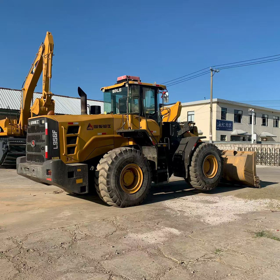 LIUGONG Used Wheel Loader LIUGONG 956F For Sale - China Brand LIUGONG - Натоварувач на тркала: слика 4 LIUGONG Used Wheel Loader LIUGONG 956F For Sale - China Brand LIUGONG - Натоварувач на тркала: слика 4