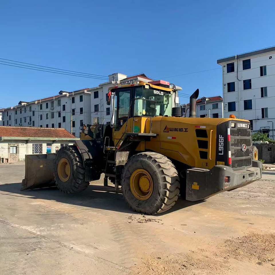 LIUGONG Used Wheel Loader LIUGONG 956F For Sale - China Brand LIUGONG - Натоварувач на тркала: слика 2 LIUGONG Used Wheel Loader LIUGONG 956F For Sale - China Brand LIUGONG - Натоварувач на тркала: слика 2