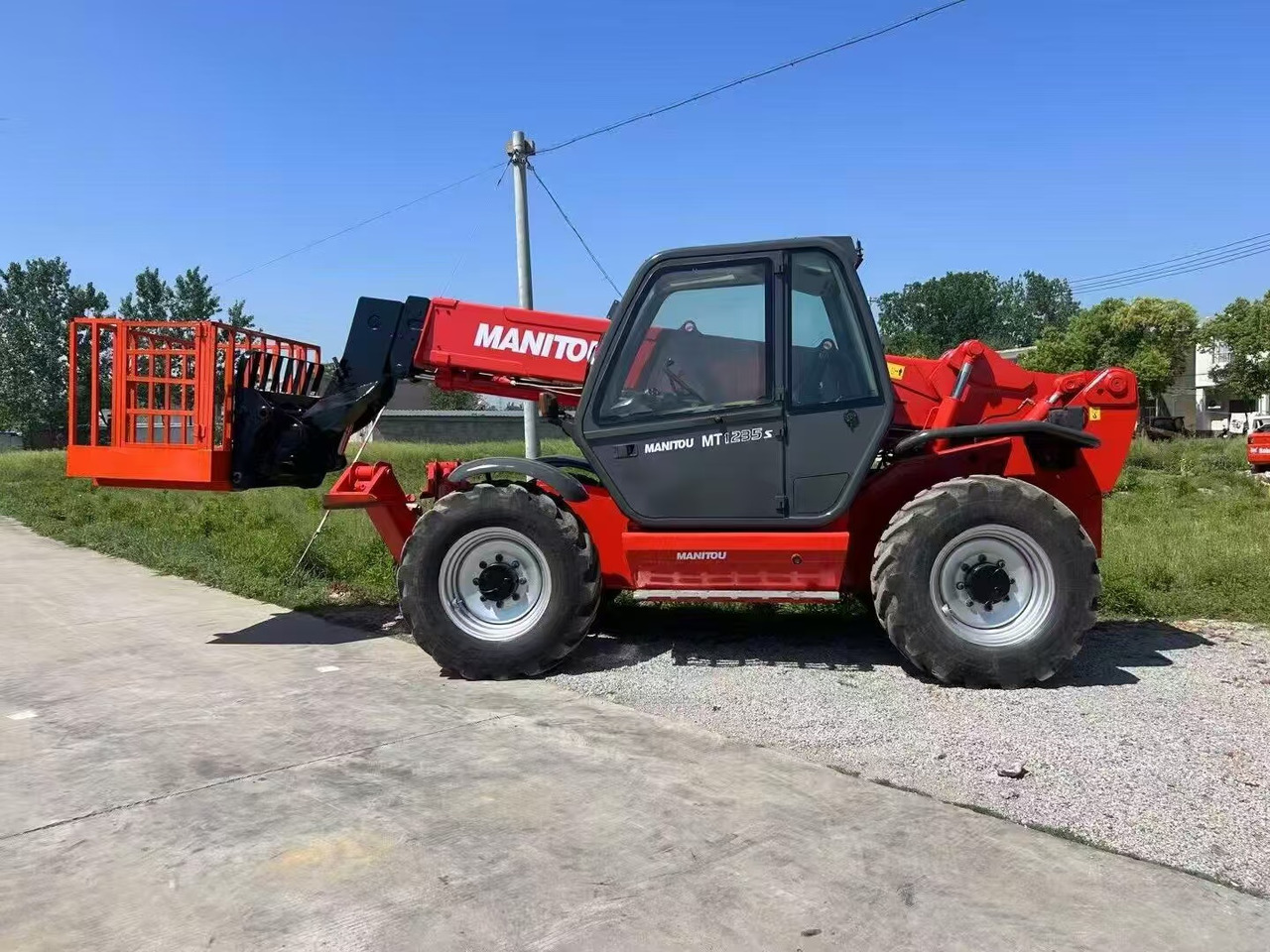 MANITOU 1235S Telehandler Secondhand Condition Forklift with Telescopic Boom - Телескопски ракувач: слика 1 MANITOU 1235S Telehandler Secondhand Condition Forklift with Telescopic Boom - Телескопски ракувач: слика 1