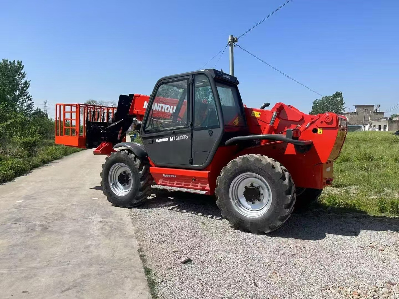 MANITOU 1235S Telehandler Secondhand Condition Forklift with Telescopic Boom - Телескопски ракувач: слика 4 MANITOU 1235S Telehandler Secondhand Condition Forklift with Telescopic Boom - Телескопски ракувач: слика 4