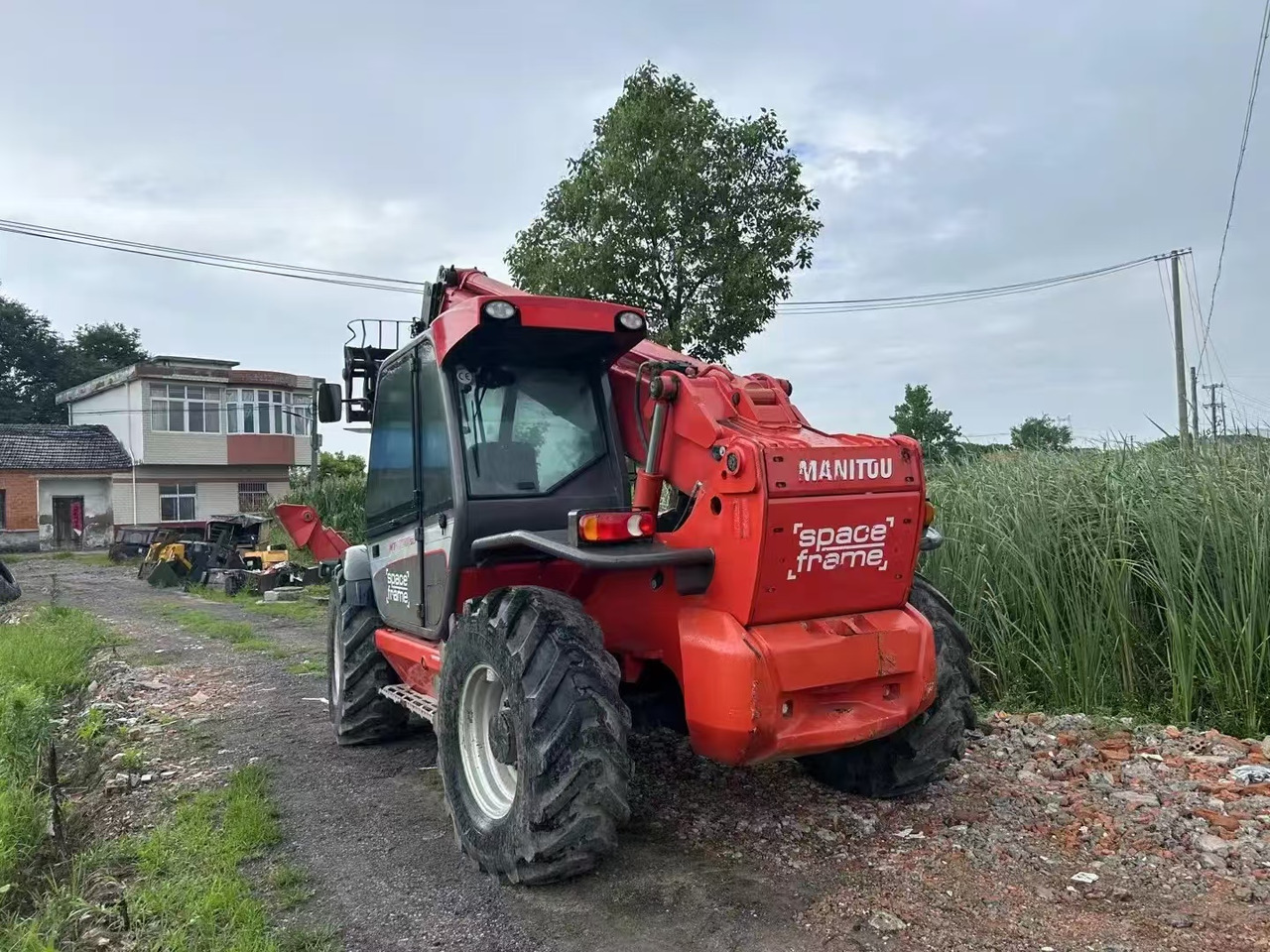 MANITOU MT-X1740 Telescopic Forklift 17m Boom Length - Телескопски ракувач: слика 3 MANITOU MT-X1740 Telescopic Forklift 17m Boom Length - Телескопски ракувач: слика 3