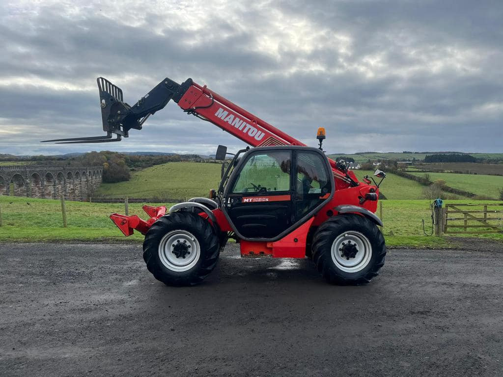 MANITOU Secondhand Telehandler MT-X1030 - Телескопски ракувач: слика 2 MANITOU Secondhand Telehandler MT-X1030 - Телескопски ракувач: слика 2