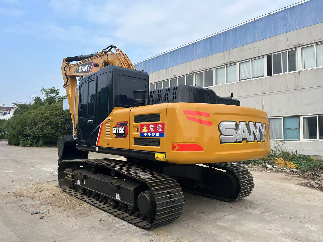 Sany SY215C Used Excavator Mitsubishi Engine - Багер гасеничар: слика 3 Sany SY215C Used Excavator Mitsubishi Engine - Багер гасеничар: слика 3