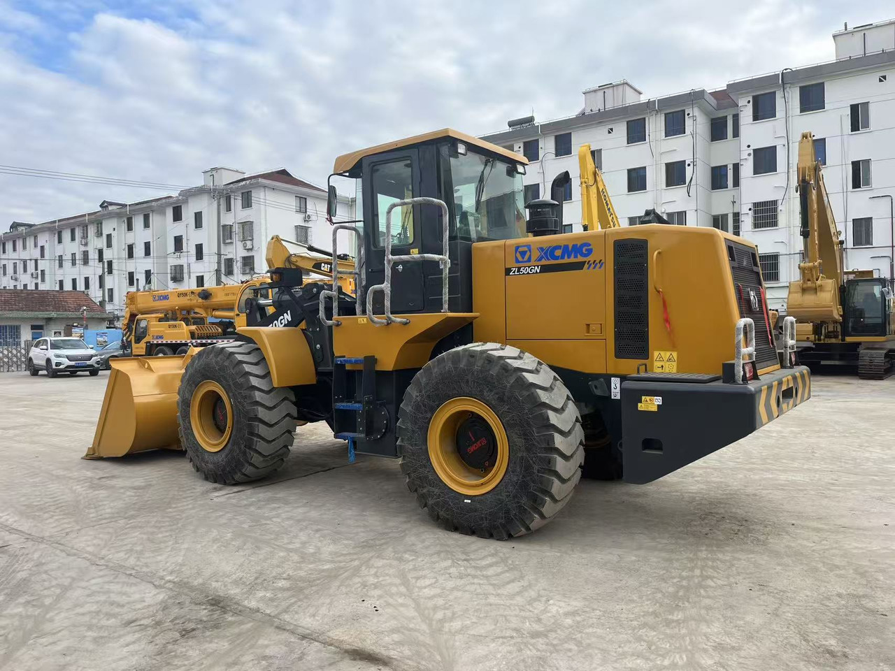 XCMG 5Ton Used Wheel Loader XCMG ZL50GN for Sale - Натоварувач на тркала: слика 1 XCMG 5Ton Used Wheel Loader XCMG ZL50GN for Sale - Натоварувач на тркала: слика 1