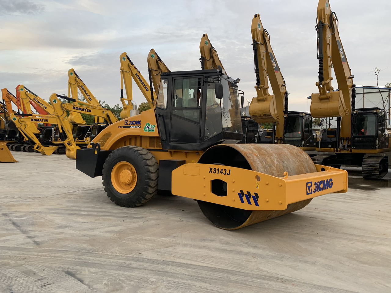 XCMG XS143J Vibratory Road roller Secondhand Condition - Ваљак за пат: слика 3 XCMG XS143J Vibratory Road roller Secondhand Condition - Ваљак за пат: слика 3