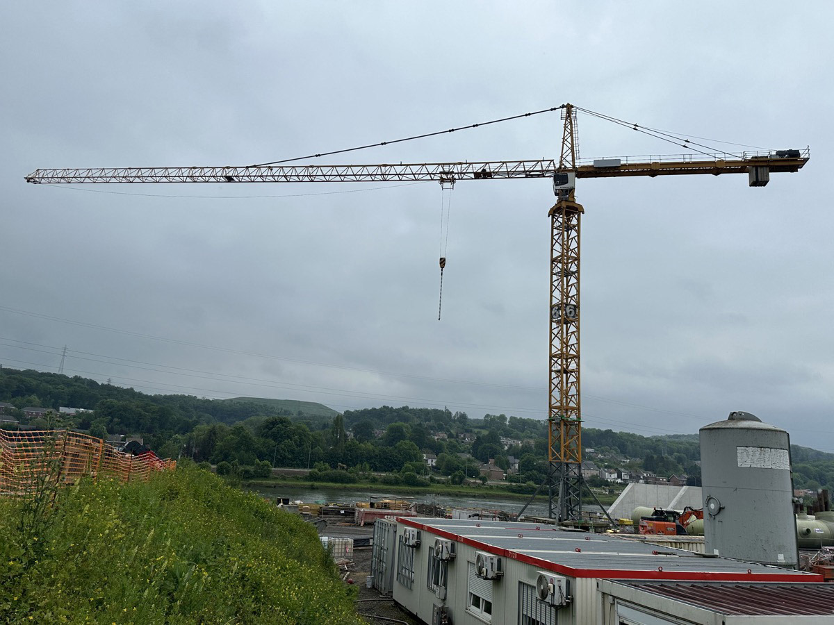 LIEBHERR 420 EC-H 16 Litronic - Кулски кран: слика 1 LIEBHERR 420 EC-H 16 Litronic - Кулски кран: слика 1