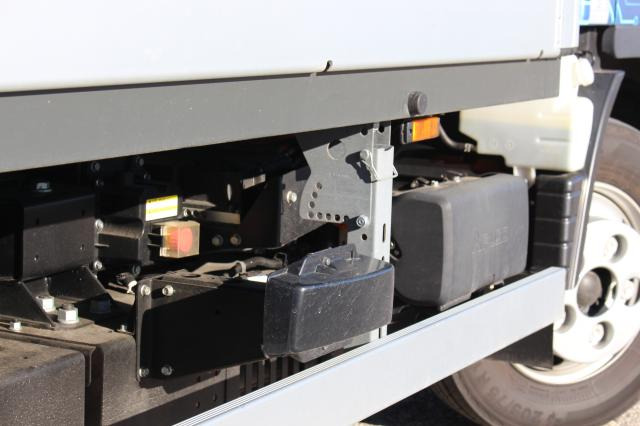 FUSO Canter 4C15E M - BATT. - Комбе со отворен сандак: слика 5 FUSO Canter 4C15E M - BATT. - Комбе со отворен сандак: слика 5