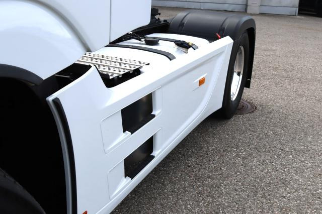 Mercedes-Benz Actros 1851 LS - Камион влекач: слика 4 Mercedes-Benz Actros 1851 LS - Камион влекач: слика 4