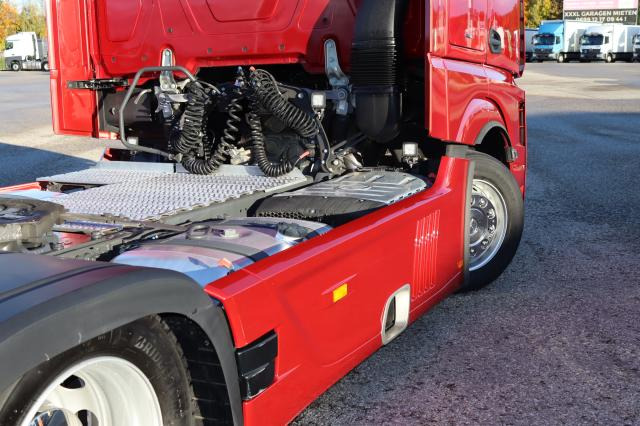 Mercedes-Benz Actros 1853LS LOW LINER - Камион влекач: слика 4 Mercedes-Benz Actros 1853LS LOW LINER - Камион влекач: слика 4