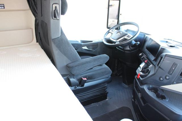 Камион влекач Mercedes-Benz Arocs 1853LS HAD: слика 9 Камион влекач Mercedes-Benz Arocs 1853LS HAD: слика 9