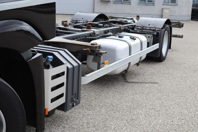 Mercedes-Benz Actros 1842 L nR - Транспортер на контејнер/ Камион со променливо тело: слика 4 Mercedes-Benz Actros 1842 L nR - Транспортер на контејнер/ Камион со променливо тело: слика 4