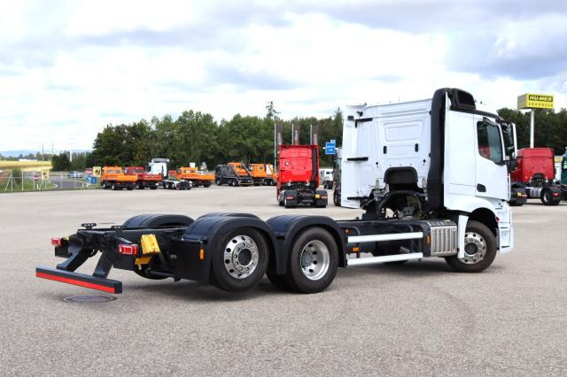 Mercedes-Benz Actros 2543L EXII/EXIII, FL - Камион со кабинска шасија: слика 3 Mercedes-Benz Actros 2543L EXII/EXIII, FL - Камион со кабинска шасија: слика 3