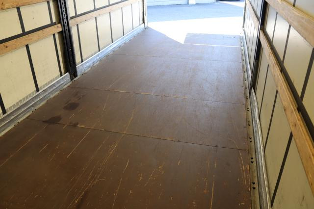 Камион со церада Mercedes-Benz Atego 1230 L: слика 10 Камион со церада Mercedes-Benz Atego 1230 L: слика 10