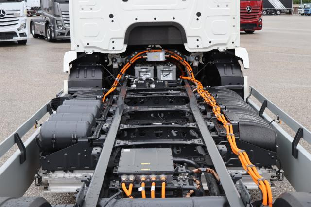 Камион со кабинска шасија Mercedes-Benz eActros 300 L: слика 7