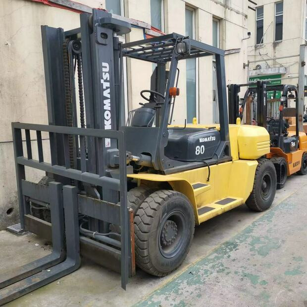 Вилушкар 2020 Komatsu FD80: слика 7