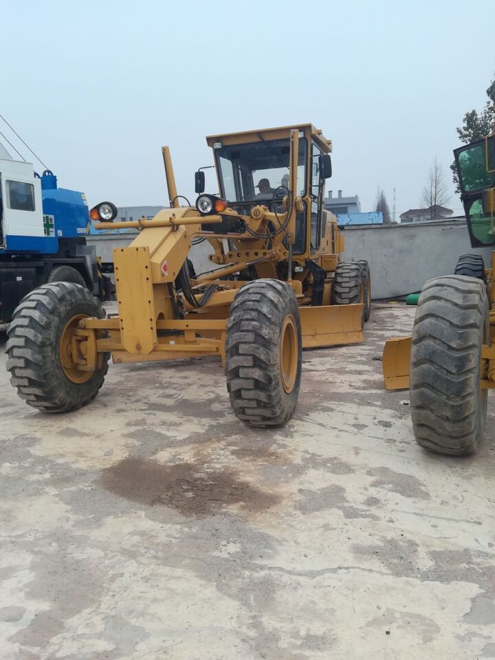 Caterpillar 140H - Порамнувач: слика 1 Caterpillar 140H - Порамнувач: слика 1