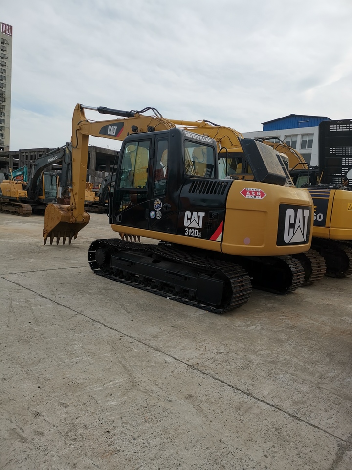 Caterpillar 312D - Багер гасеничар: слика 1 Caterpillar 312D - Багер гасеничар: слика 1