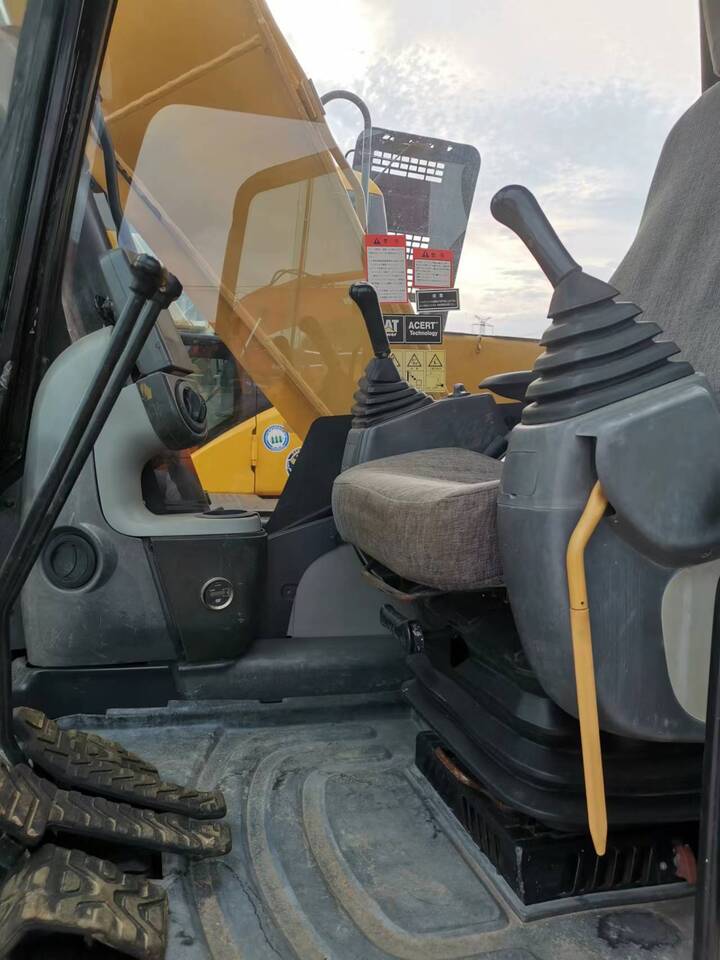 Caterpillar 312D - Багер гасеничар: слика 3 Caterpillar 312D - Багер гасеничар: слика 3