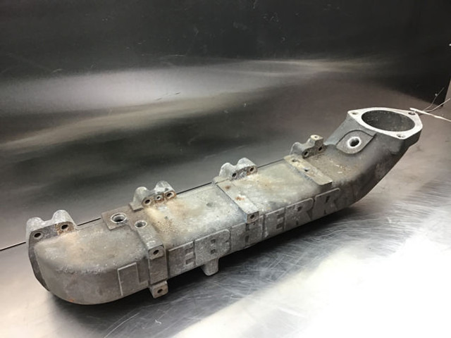 Liebherr Air Suction Pipe - Усисна цевка: слика 1 Liebherr Air Suction Pipe - Усисна цевка: слика 1