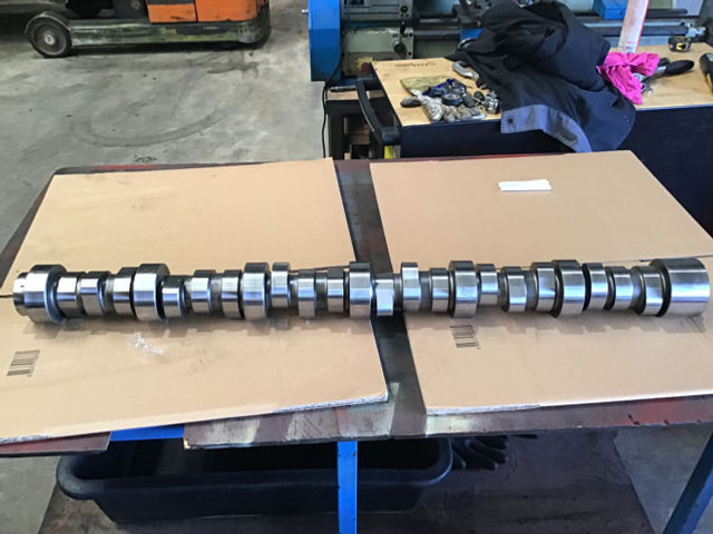 Liebherr Camshaft Rebuild - Брегаста оска: слика 5 Liebherr Camshaft Rebuild - Брегаста оска: слика 5