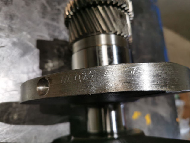 Liebherr Crankshaft Rebuild D926 - Коленесто вратило: слика 1 Liebherr Crankshaft Rebuild D926 - Коленесто вратило: слика 1